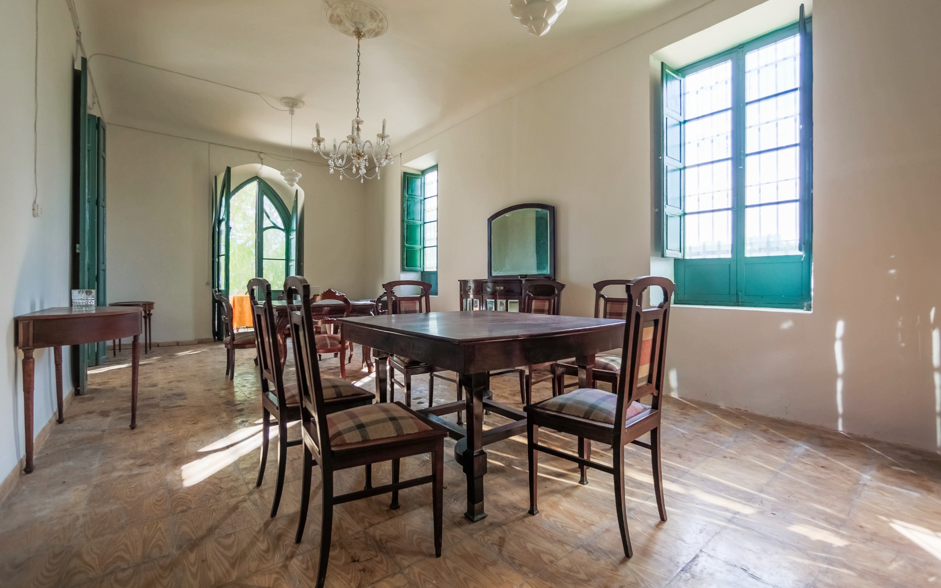 Villa for Sale in Alicante, Alicante