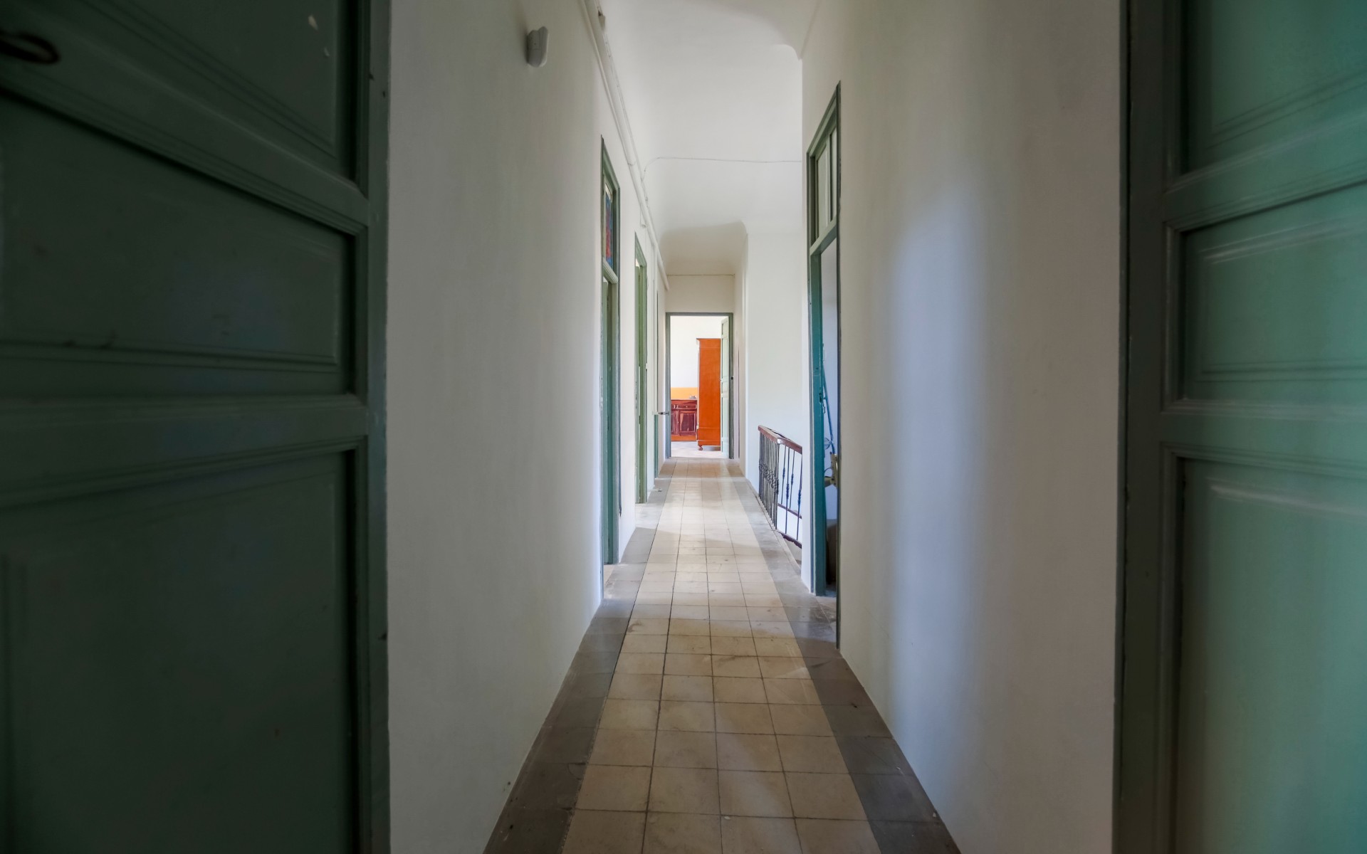 Villa for Sale in Alicante, Alicante