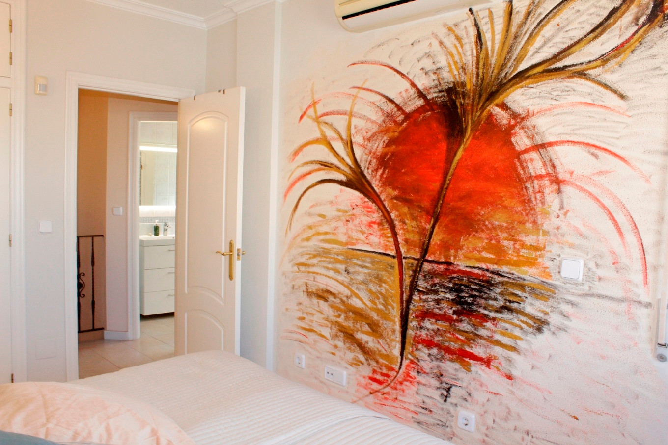 Villa for Sale in Villamartin, Alicante