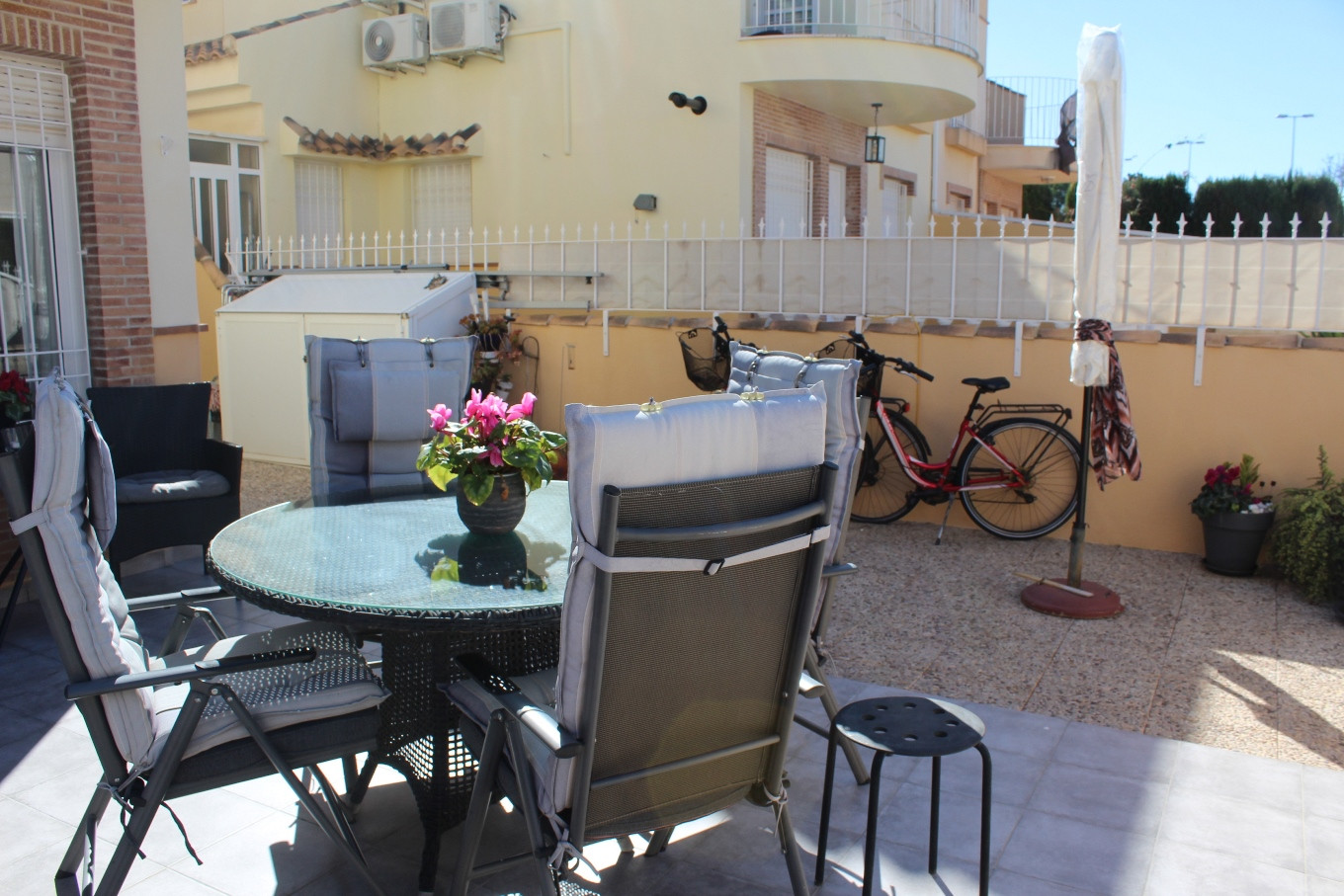 Villa for Sale in Villamartin, Alicante