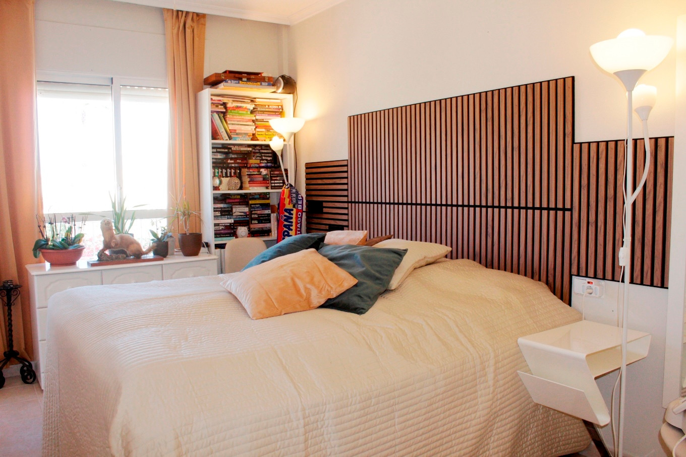 Villa for Sale in Villamartin, Alicante