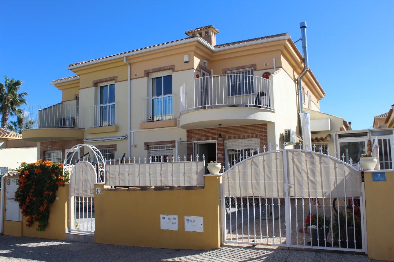 o_1jhtk8177iji2391o751sj51lin2s Villa for Sale in Villamartin, Alicante