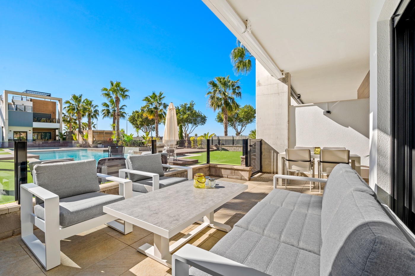 o_1ji540oe2168r9socn01spq1inm35 Apartment for Sale in Guardamar del Segura, Alicante