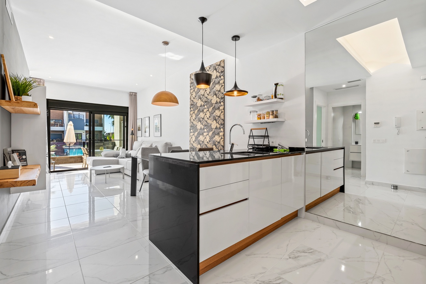 Apartment for Sale in Guardamar del Segura, Alicante