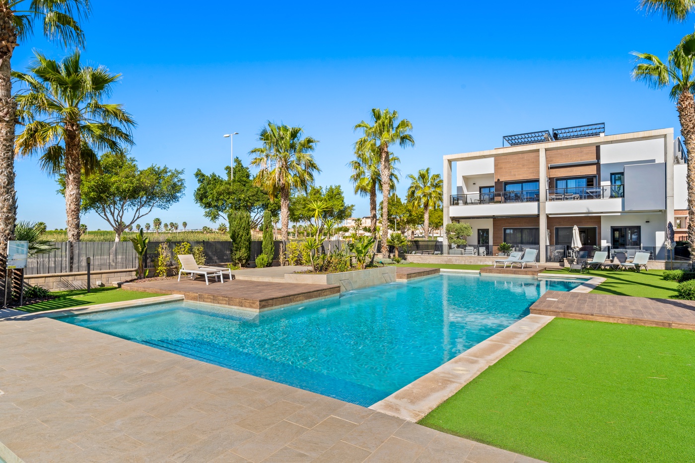 Apartment for Sale in Guardamar del Segura, Alicante