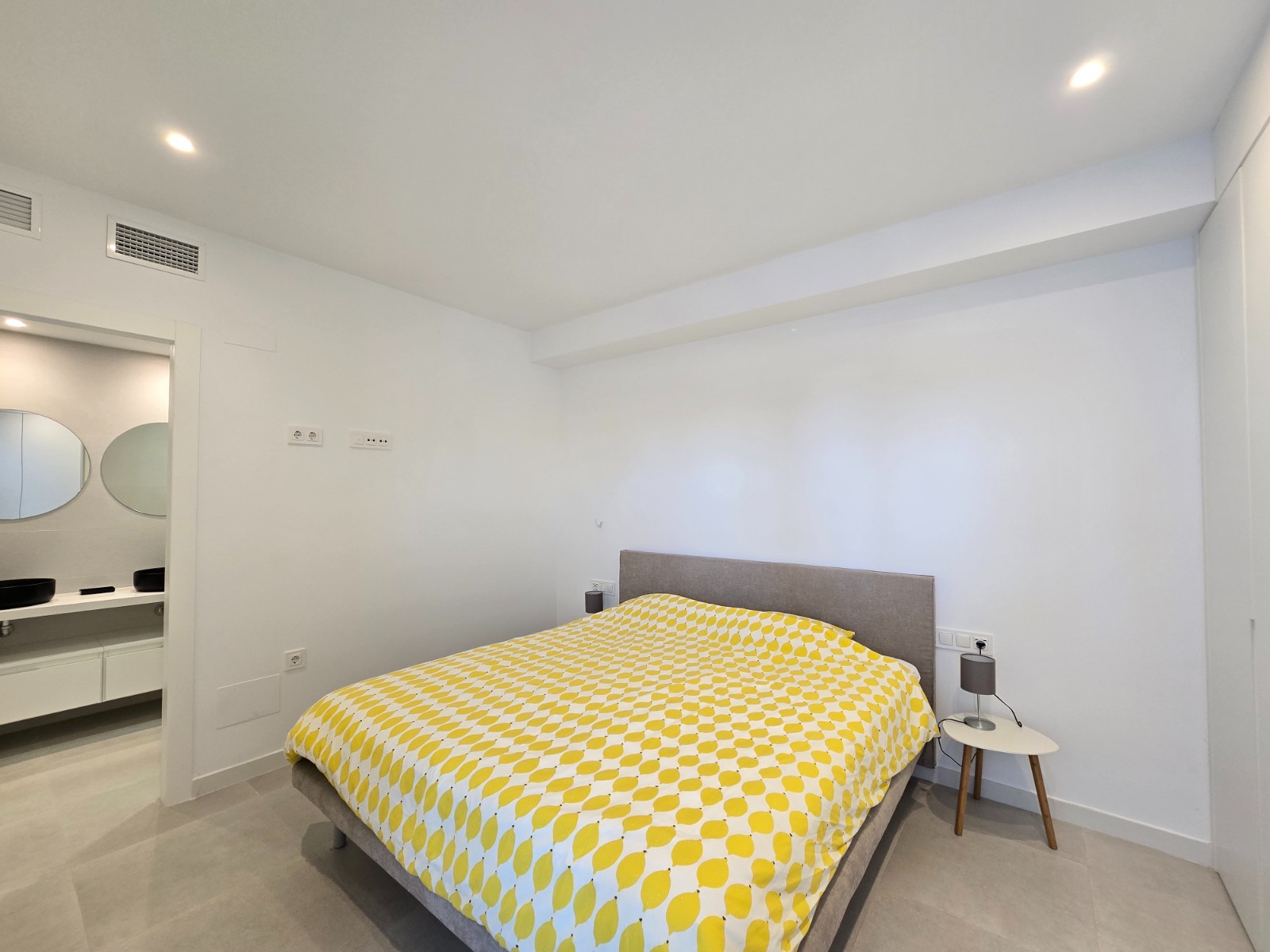 Apartment for Sale in Pilar de La Horadada, Alicante