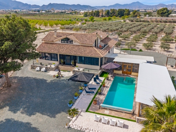 Country House for Sale in El Esparragal, Murcia