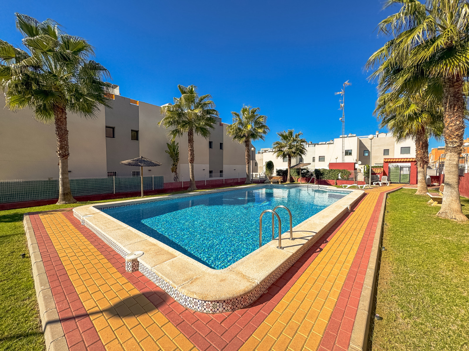 Bungalow for Sale in Los Altos, Alicante