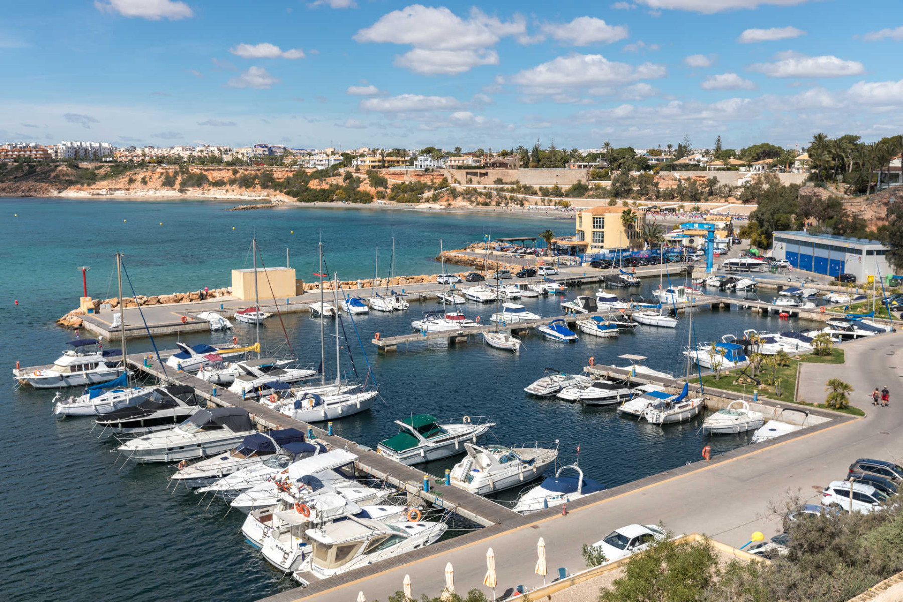 Apartment for Sale in Villamartin, Alicante