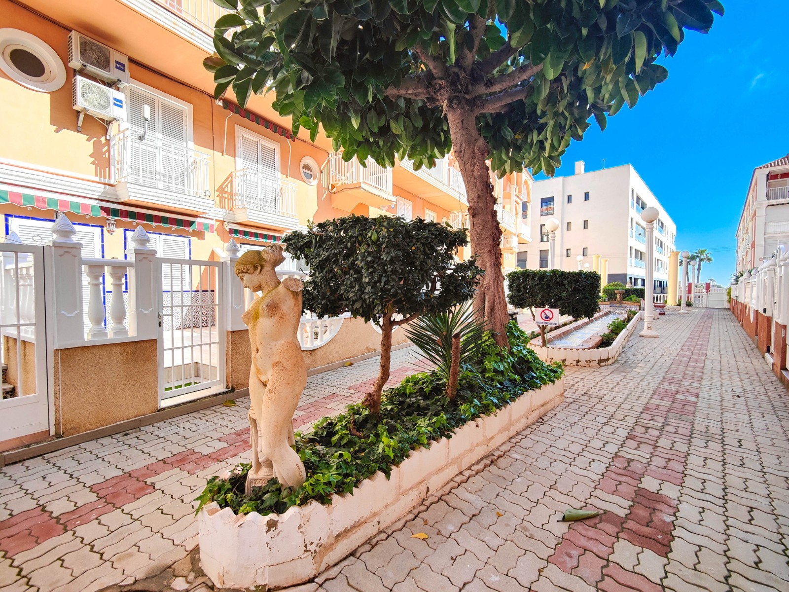 Penthouse for Sale in Torrevieja, Alicante