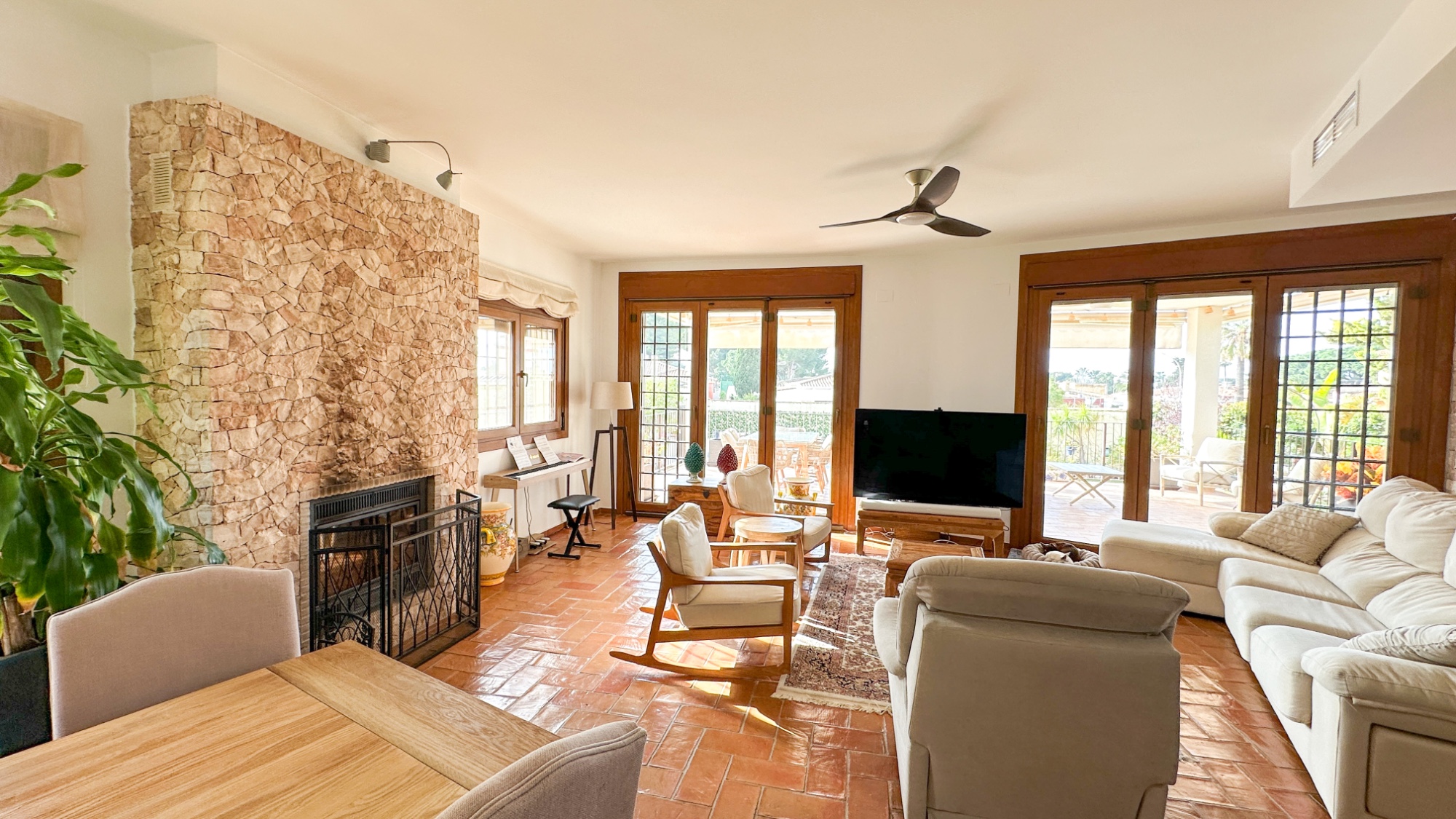 Villa for Sale in Dehesa de Campoamor, Alicante
