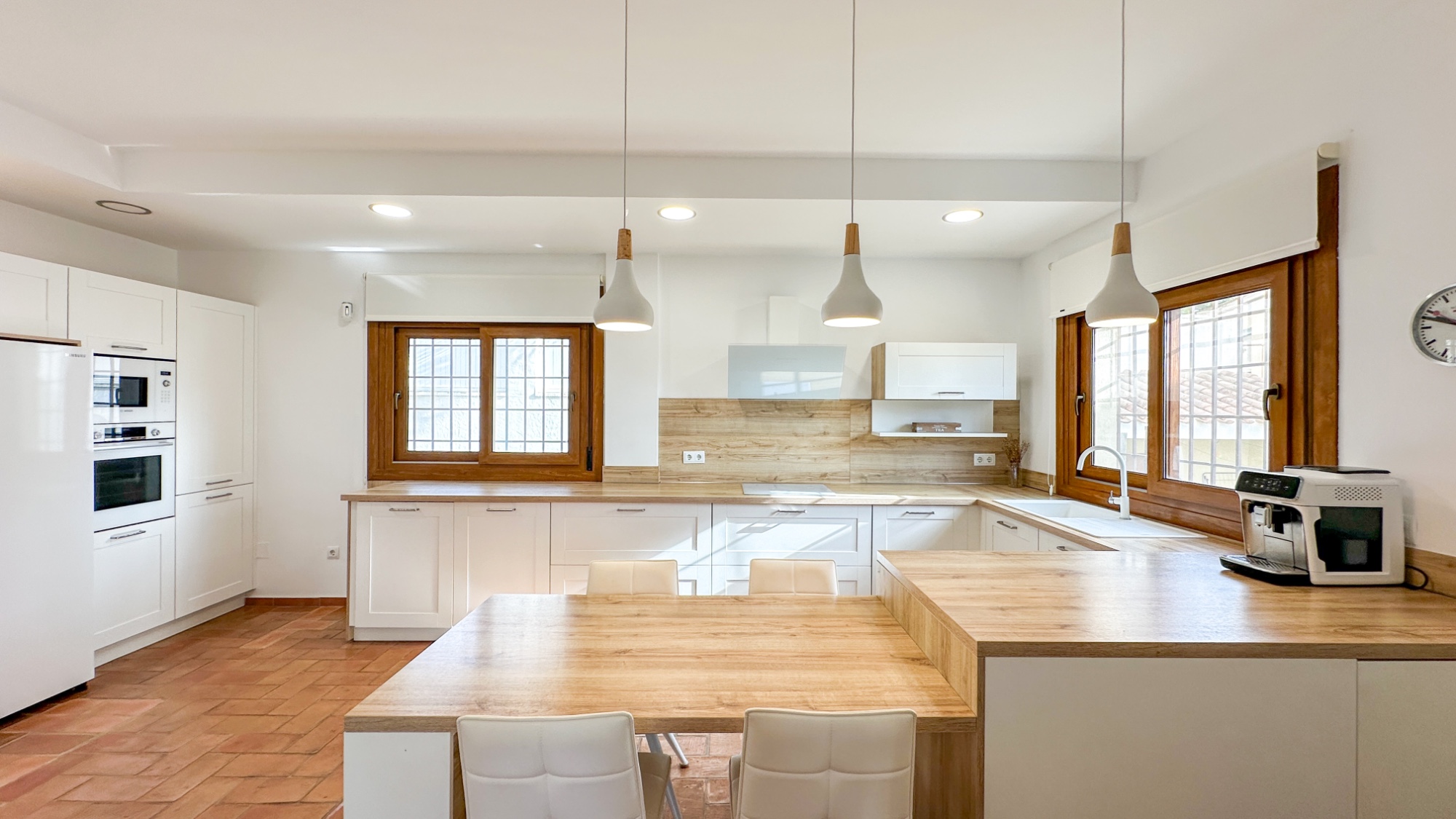 Villa for Sale in Dehesa de Campoamor, Alicante
