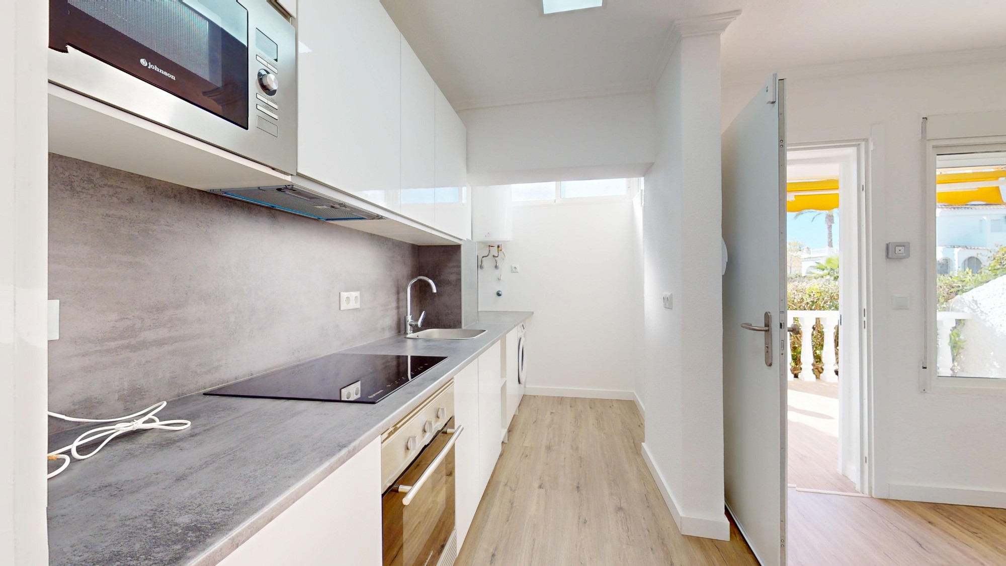 Bungalow for Sale in Villamartin, Alicante