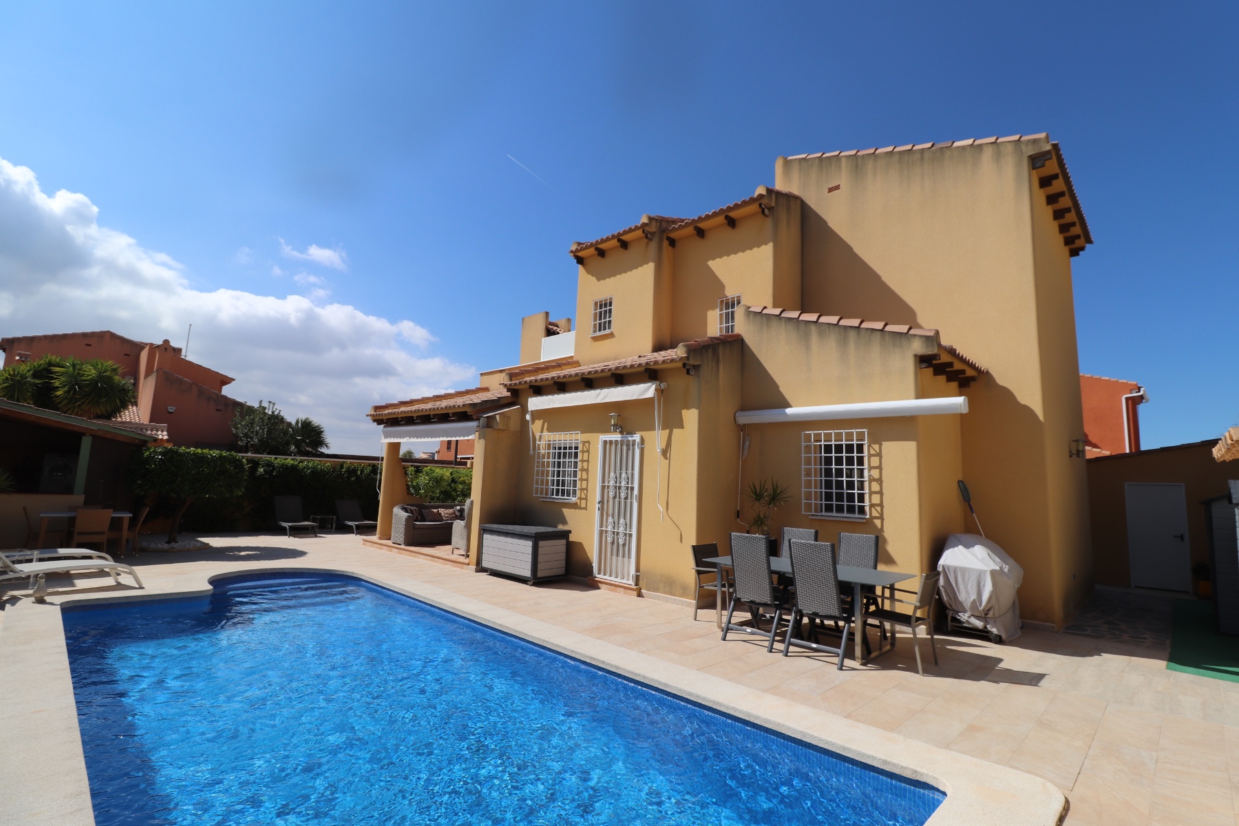 Villa for Sale in Fortuna, Murcia