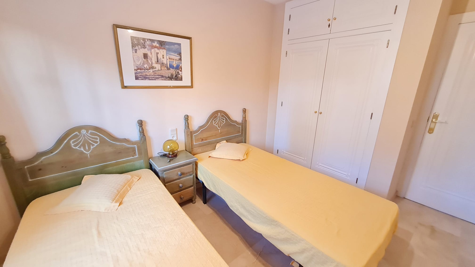 Bungalow for Sale in Villamartin, Alicante