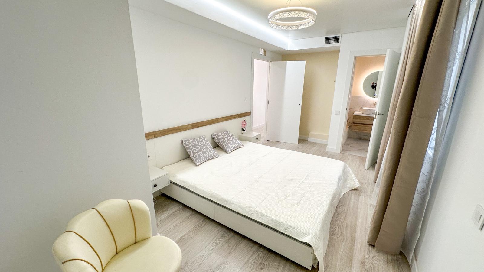 Apartment for Sale in Torrevieja, Alicante