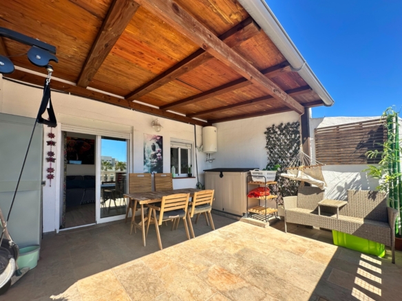 Bungalow for Sale in Orihuela Costa, Alicante