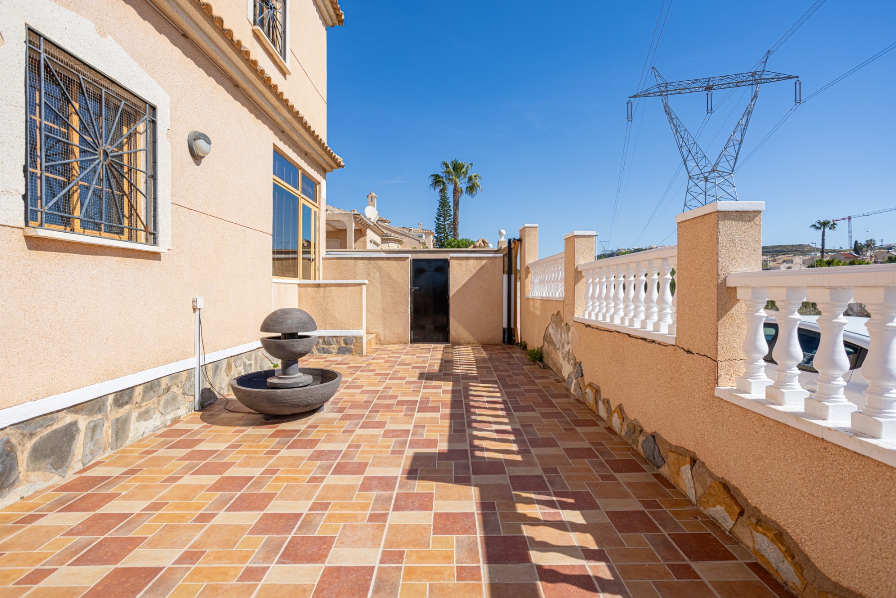 Villa for Sale in Benijofar, Alicante
