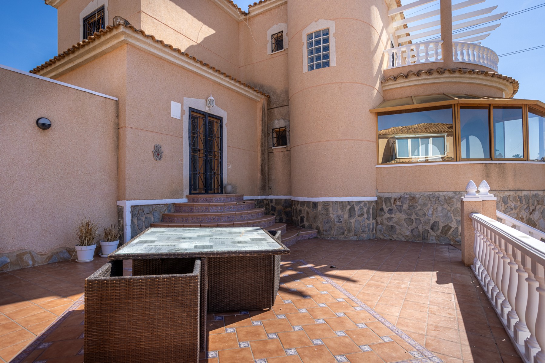 Villa for Sale in Benijofar, Alicante