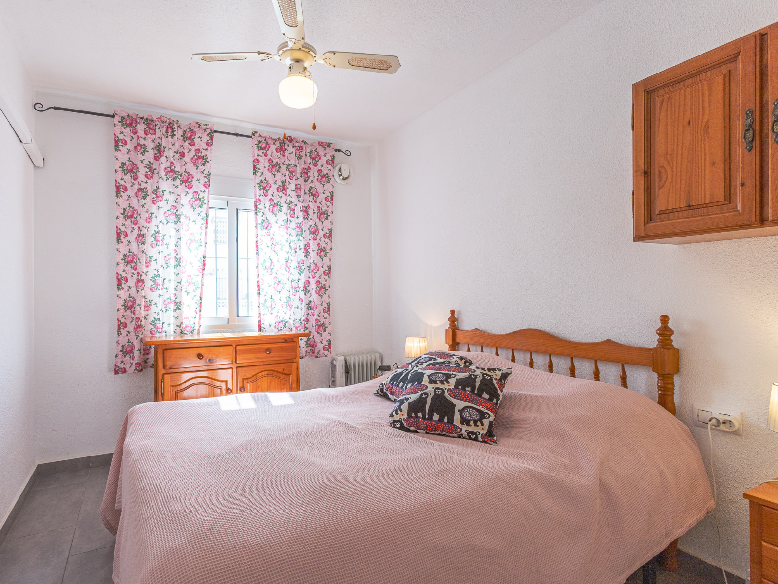 Bungalow for Sale in Torrevieja, Alicante