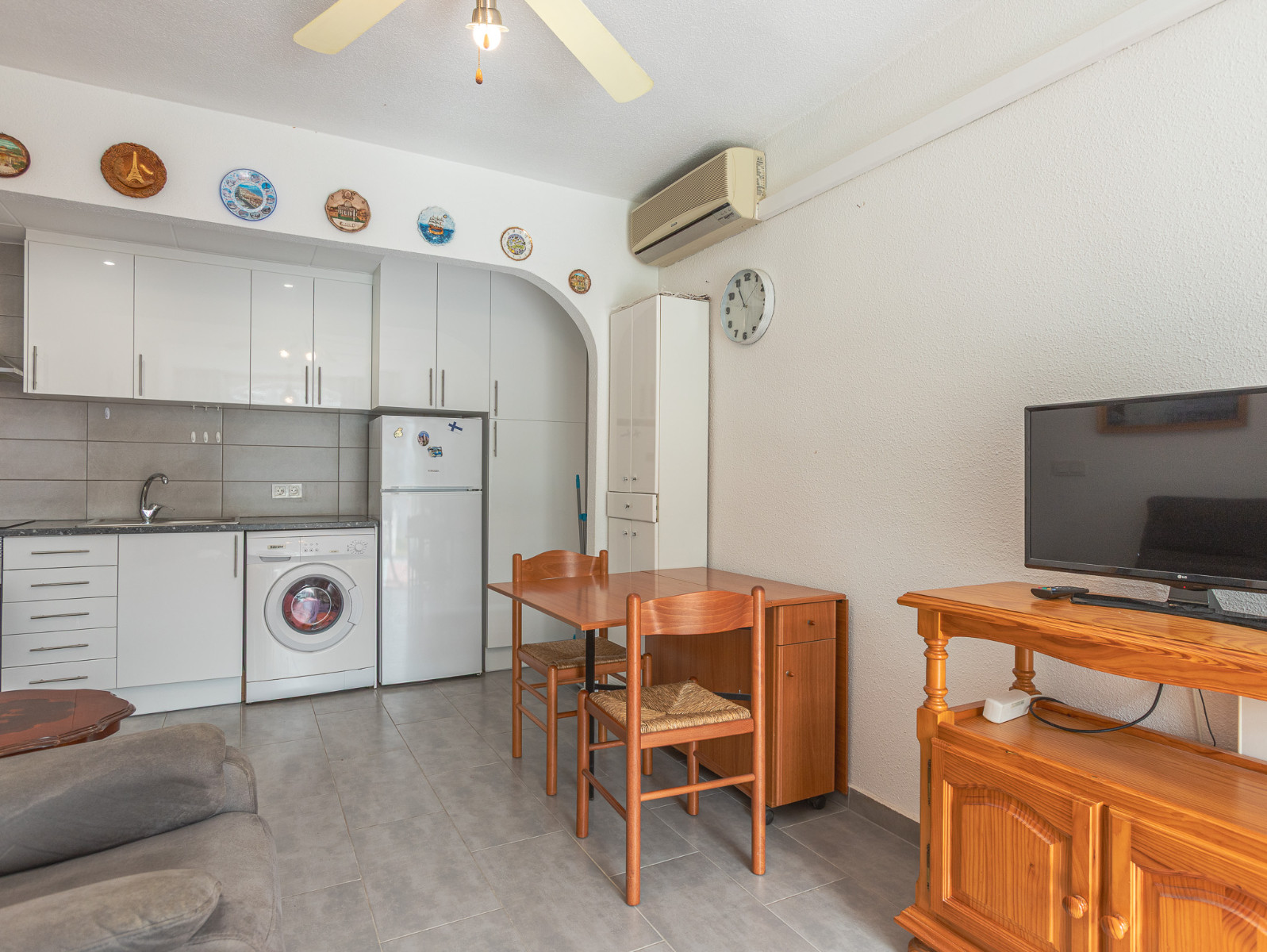 Bungalow for Sale in Torrevieja, Alicante