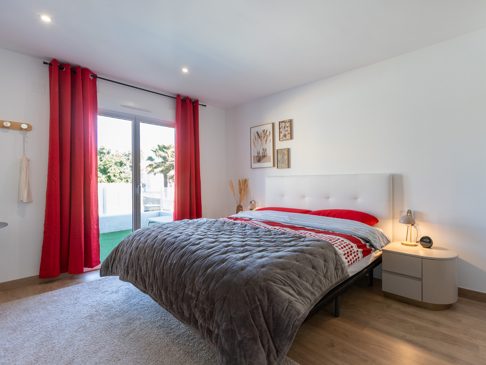 Villa for Sale in Los Balcones, Alicante