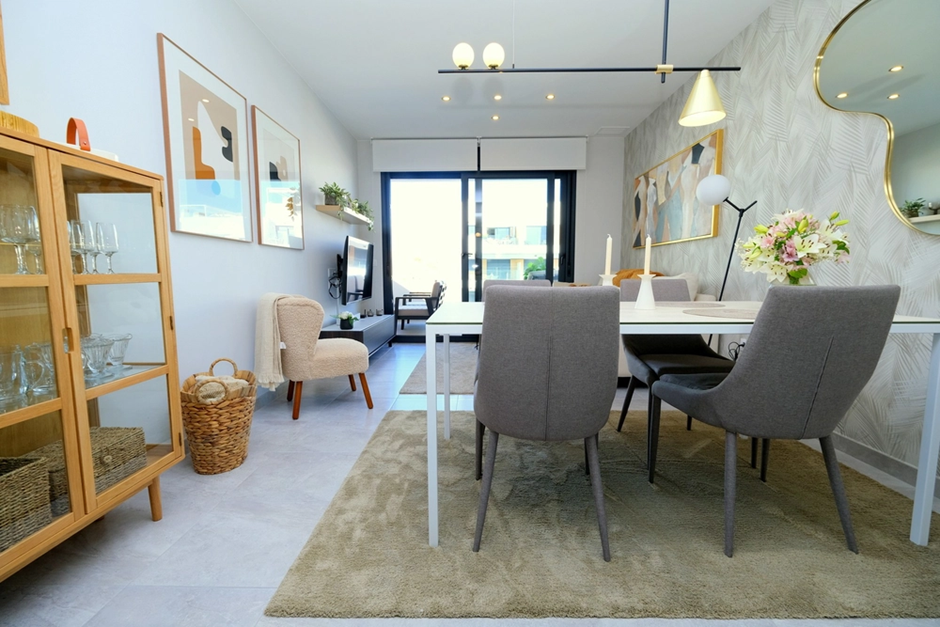 Apartment for Sale in Villamartin, Alicante