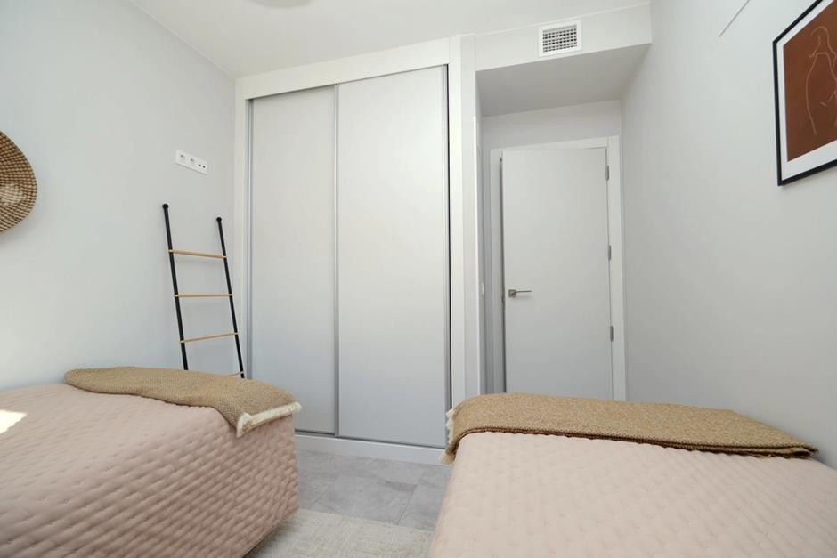 Apartment for Sale in Villamartin, Alicante