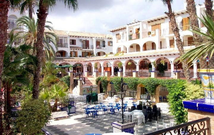 Apartment for Sale in Villamartin, Alicante