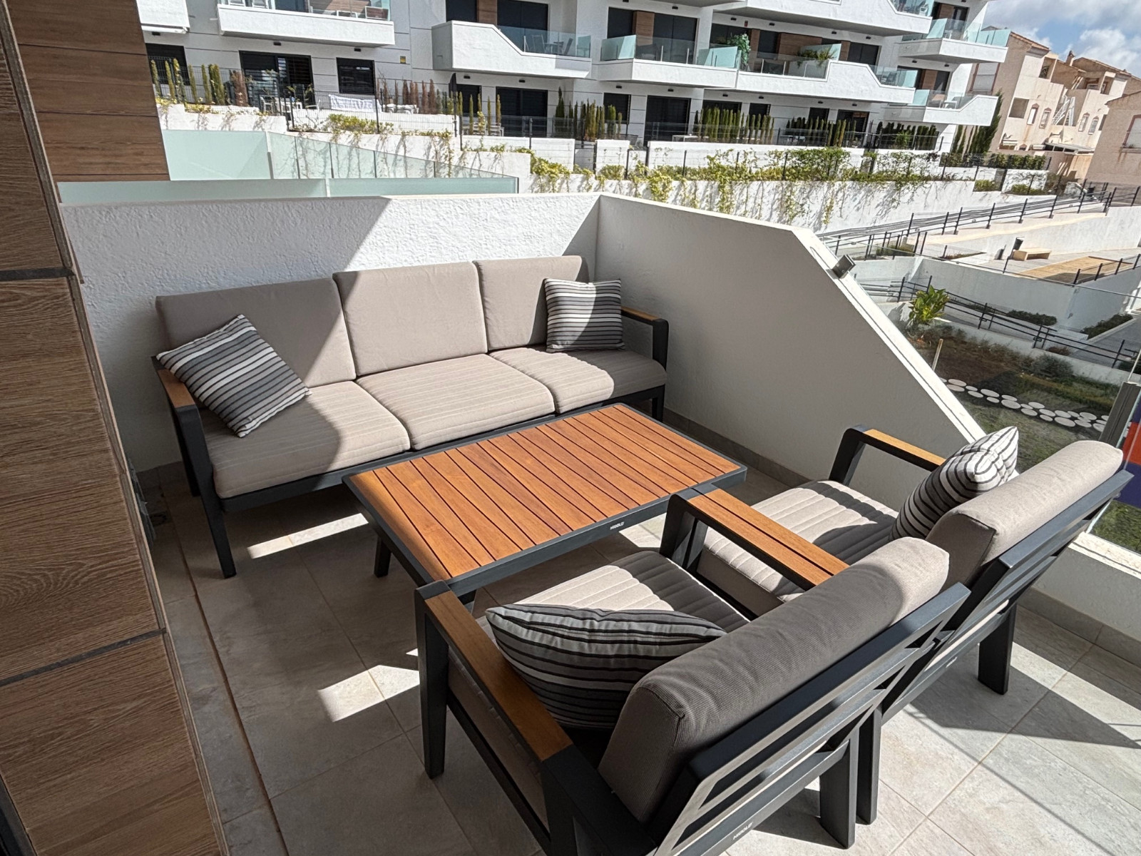 Apartment for Sale in Villamartin, Alicante