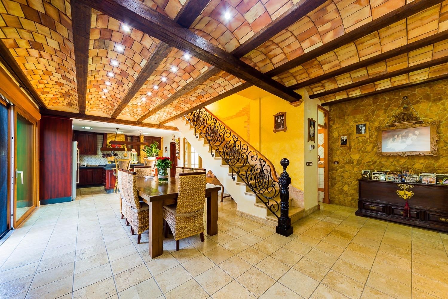 Country House for Sale in Almoradi, Alicante