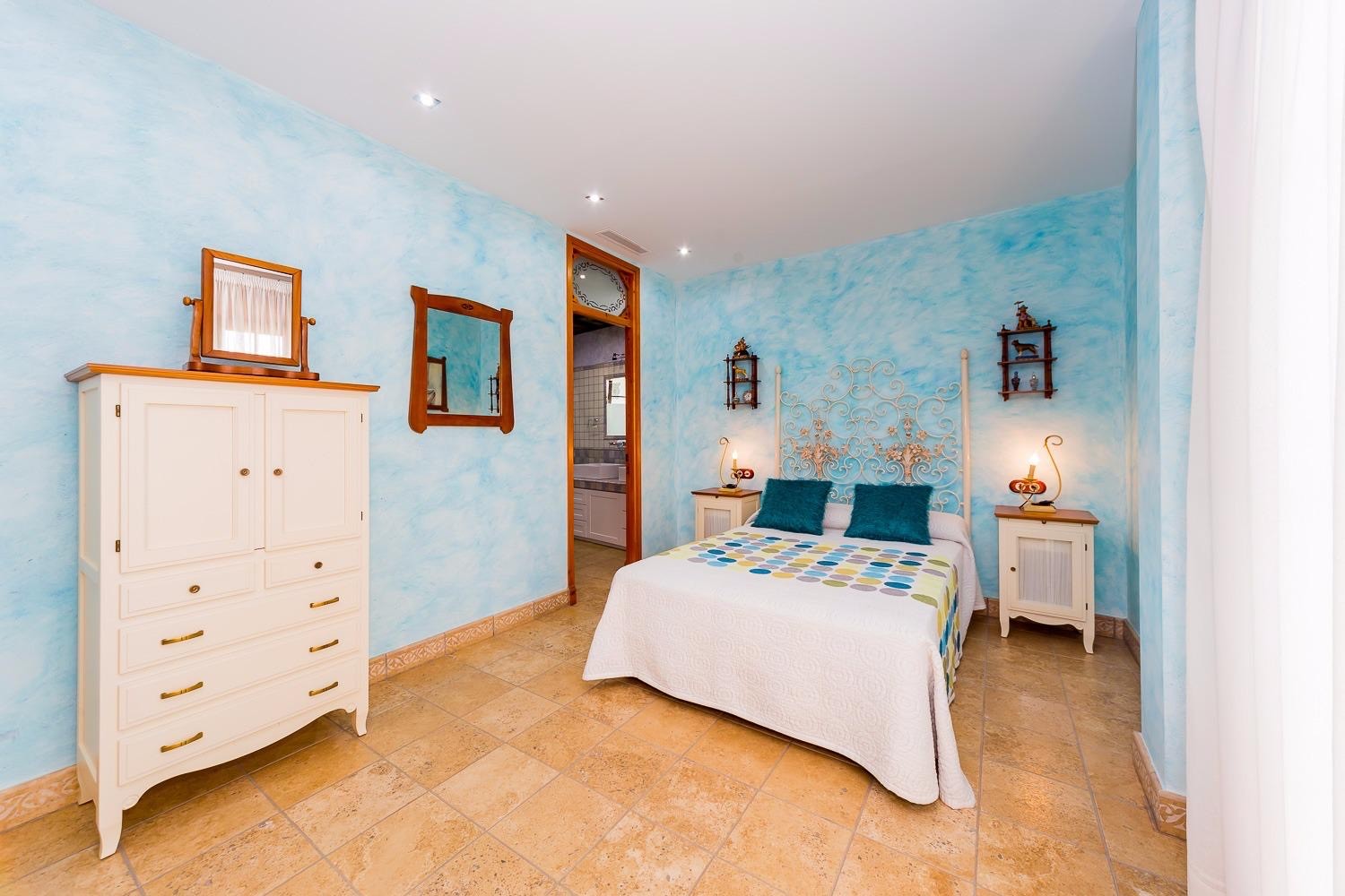 Country House for Sale in Almoradi, Alicante