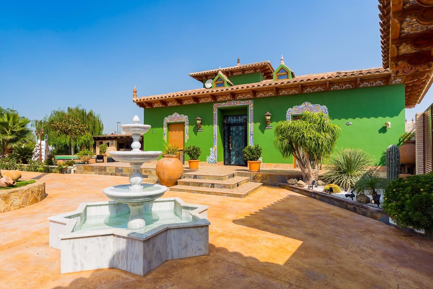 Country House for Sale in Almoradi, Alicante