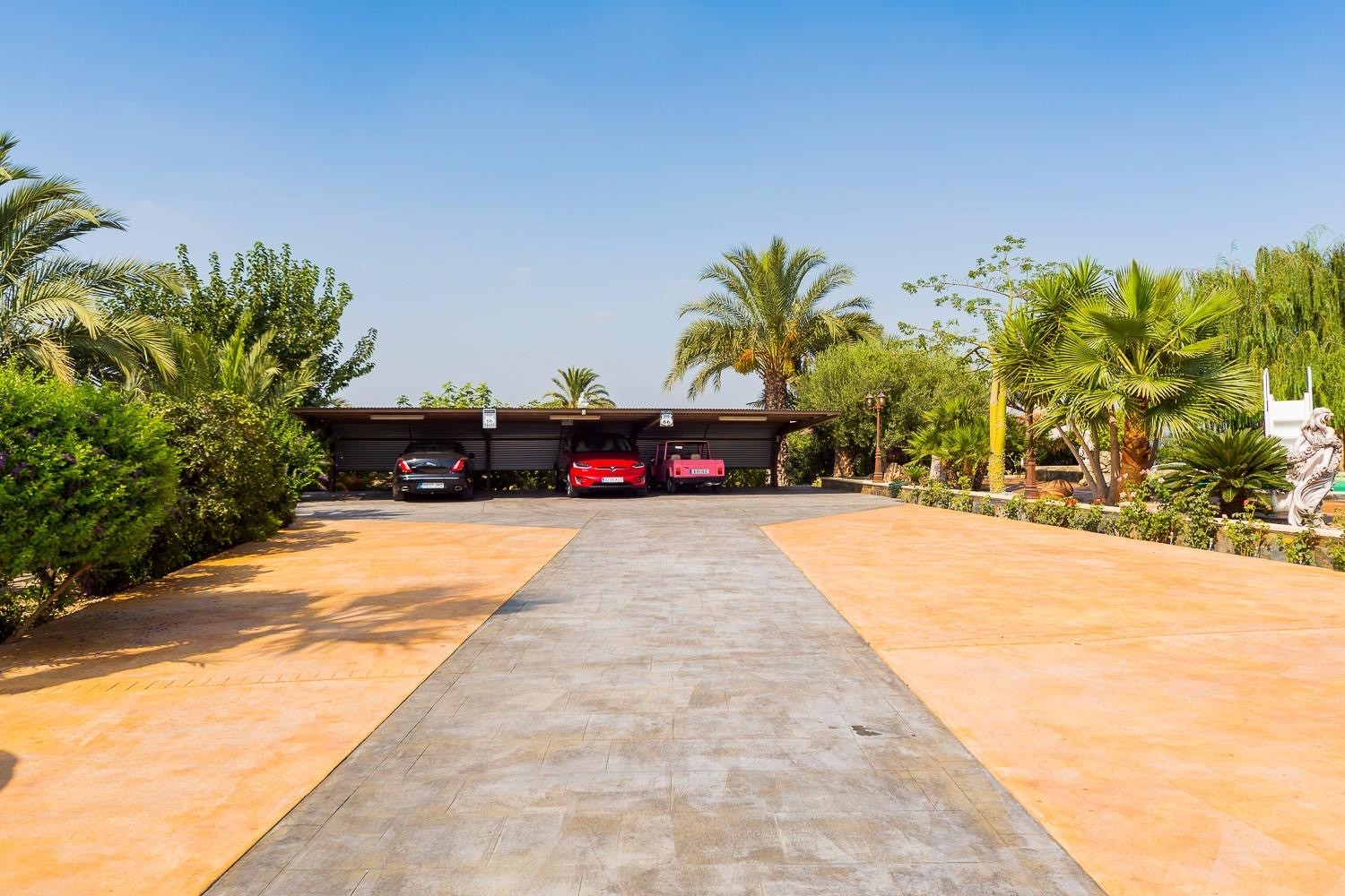 Country House for Sale in Almoradi, Alicante