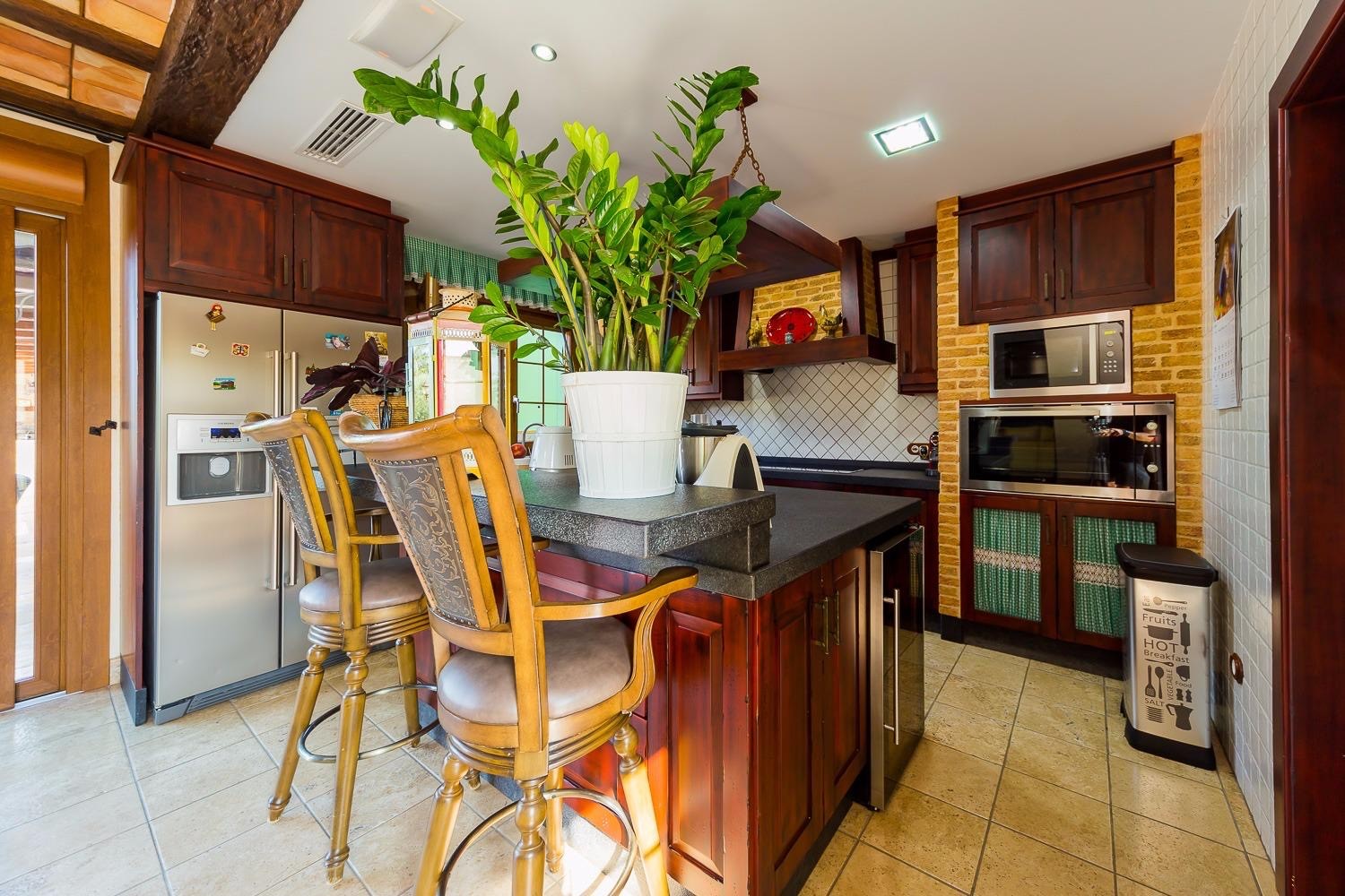 Country House for Sale in Almoradi, Alicante