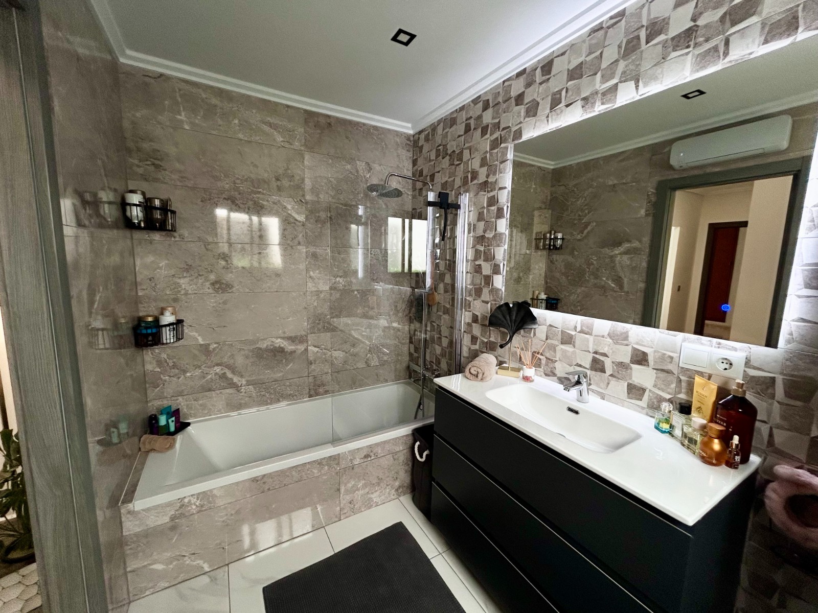 Apartment for Sale in Torremendo, Alicante