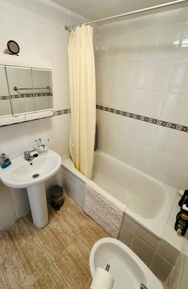 Apartment for Sale in Torrevieja, Alicante