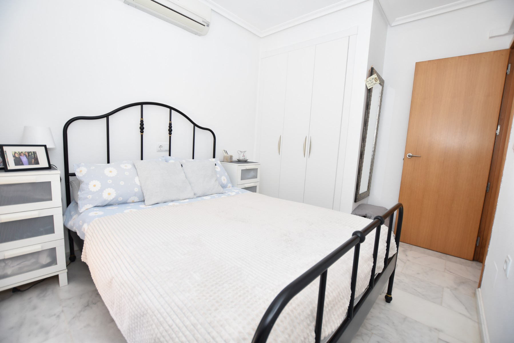 Apartment for Sale in Algorfa, Alicante