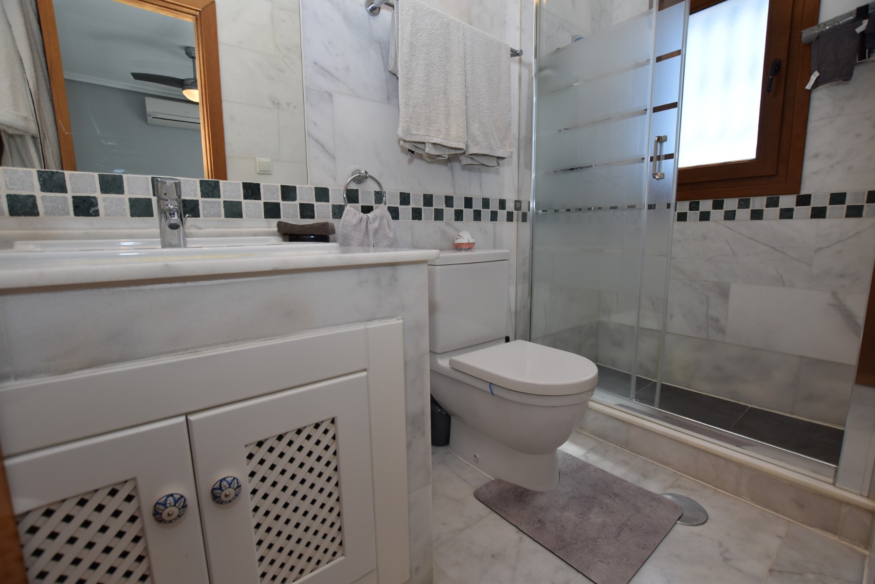 Apartment for Sale in Algorfa, Alicante