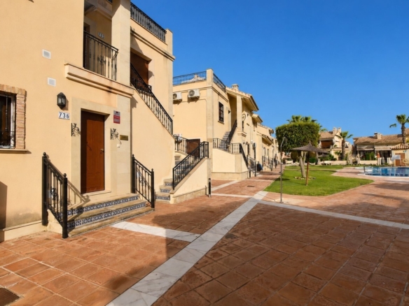 Apartment for Sale in Algorfa, Alicante