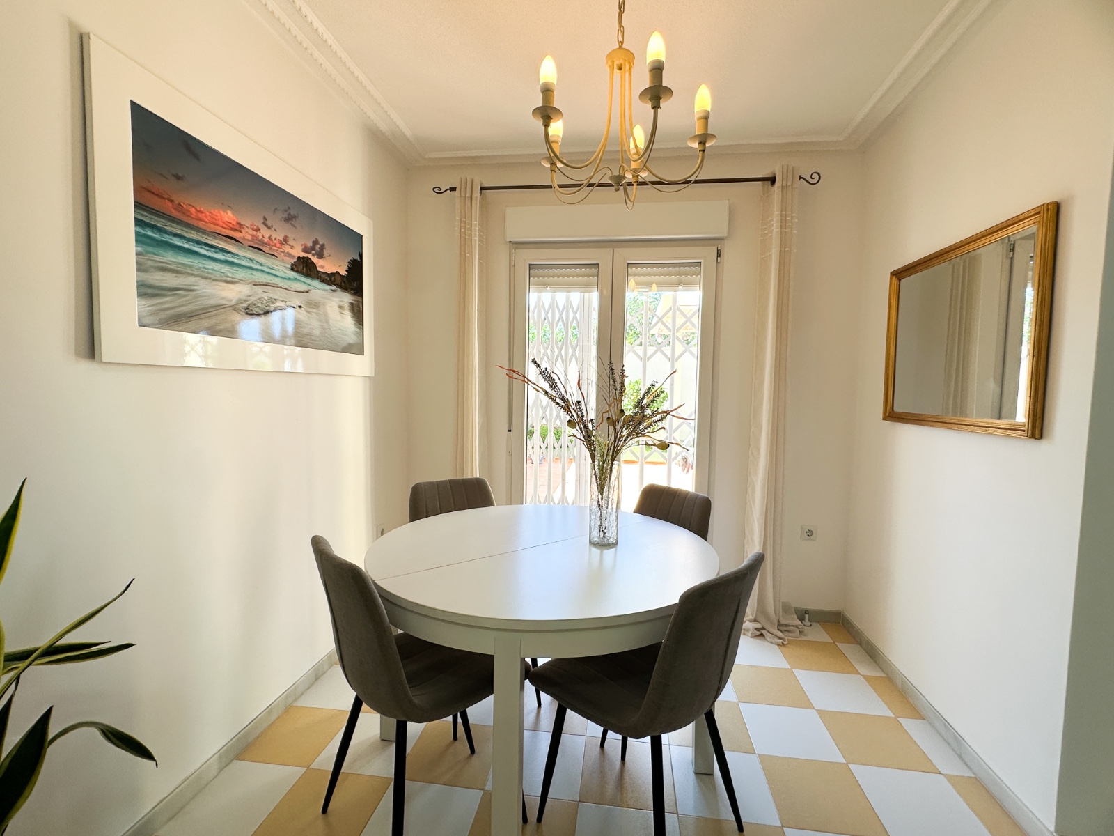 Villa for Sale in Torrevieja, Alicante