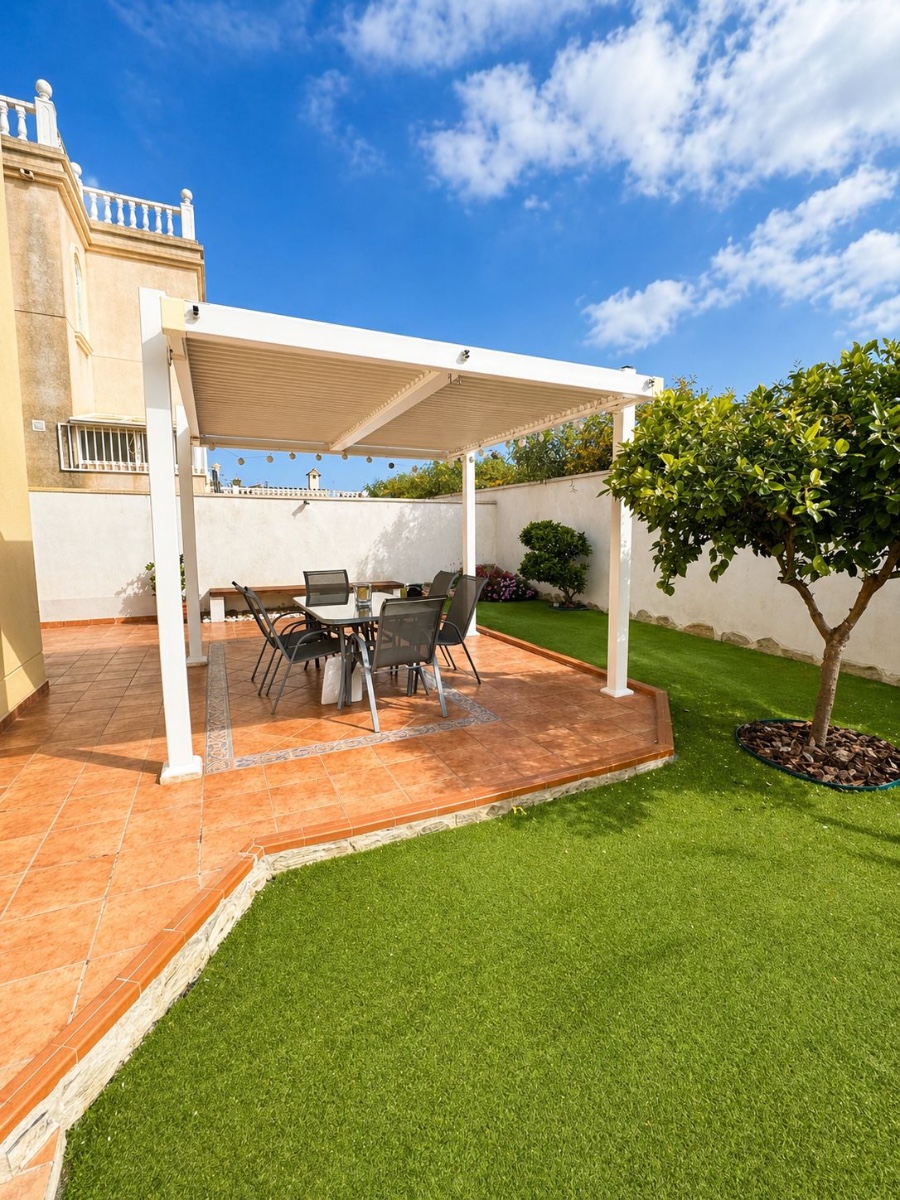Villa for Sale in Torrevieja, Alicante