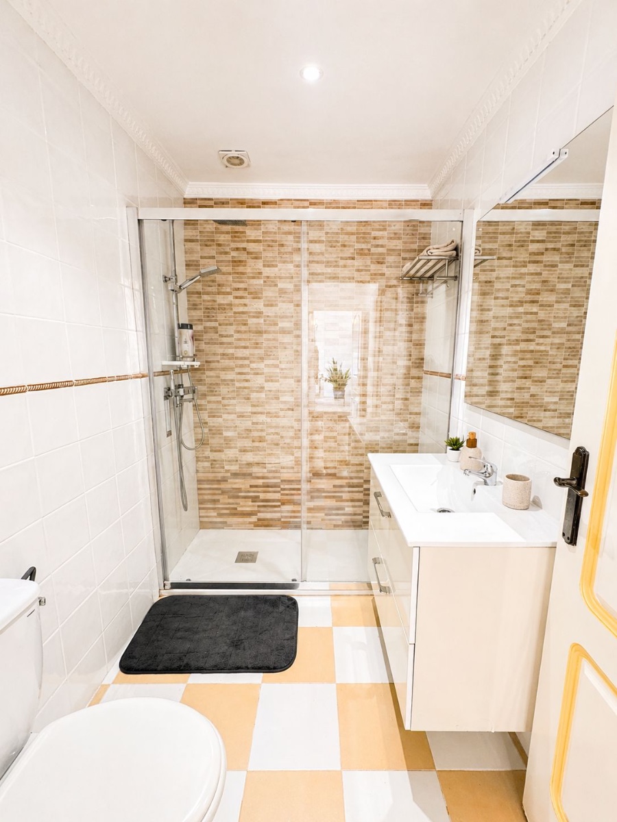 Villa for Sale in Torrevieja, Alicante