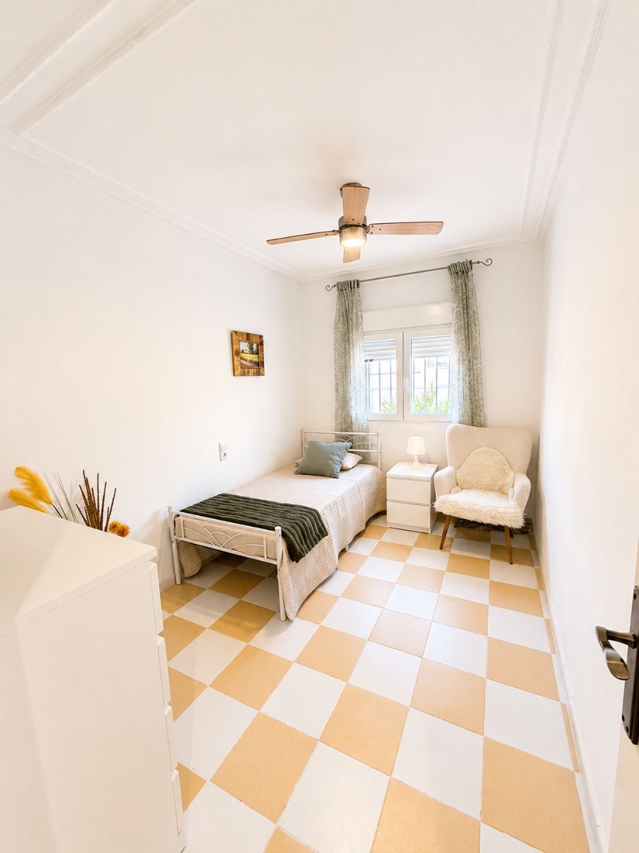 Villa for Sale in Torrevieja, Alicante