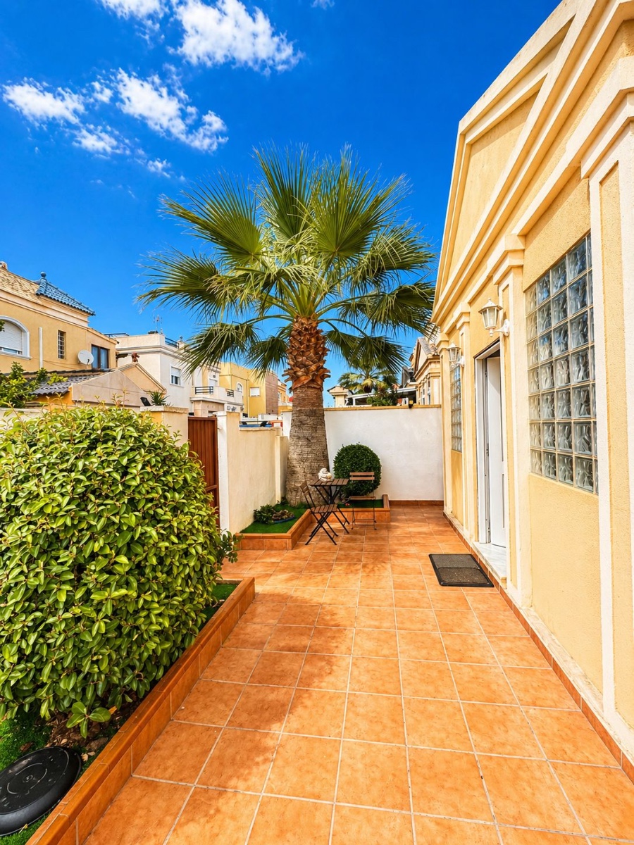 Villa for Sale in Torrevieja, Alicante