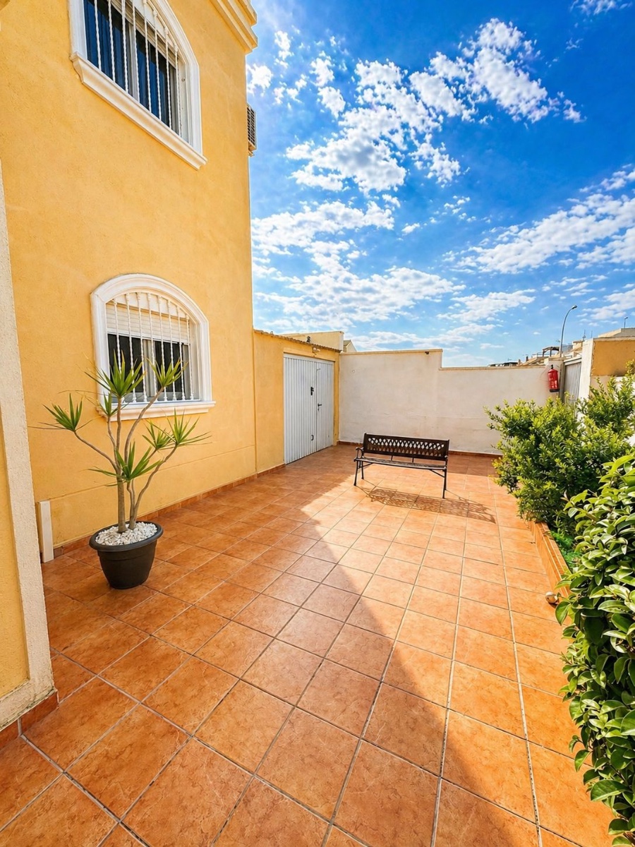 Villa for Sale in Torrevieja, Alicante