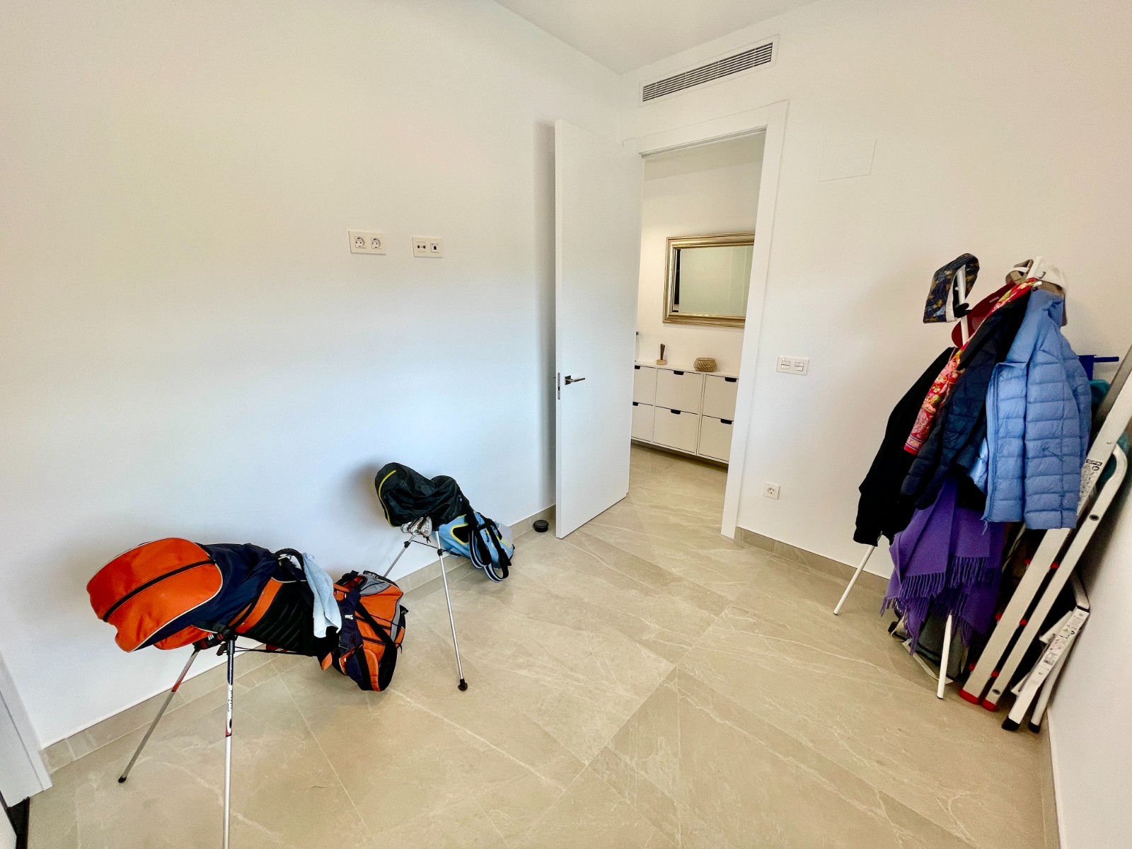 Apartment for Sale in Benijofar, Alicante