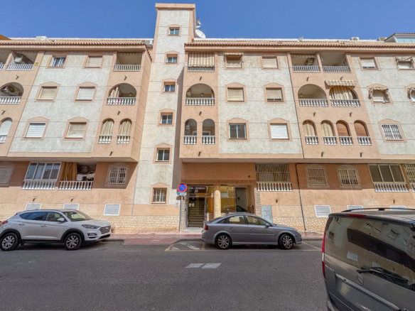 Apartment for Sale in Torrevieja, Alicante