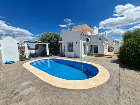 Villa for Sale in Fortuna, Murcia
