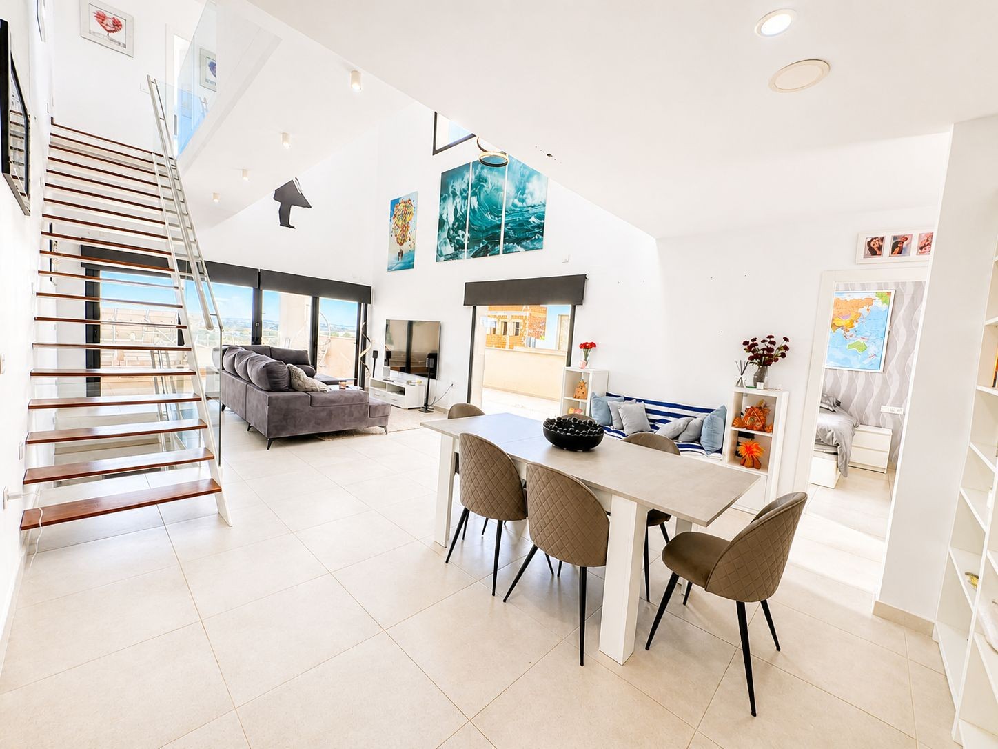 Villa for Sale in Benijofar, Alicante